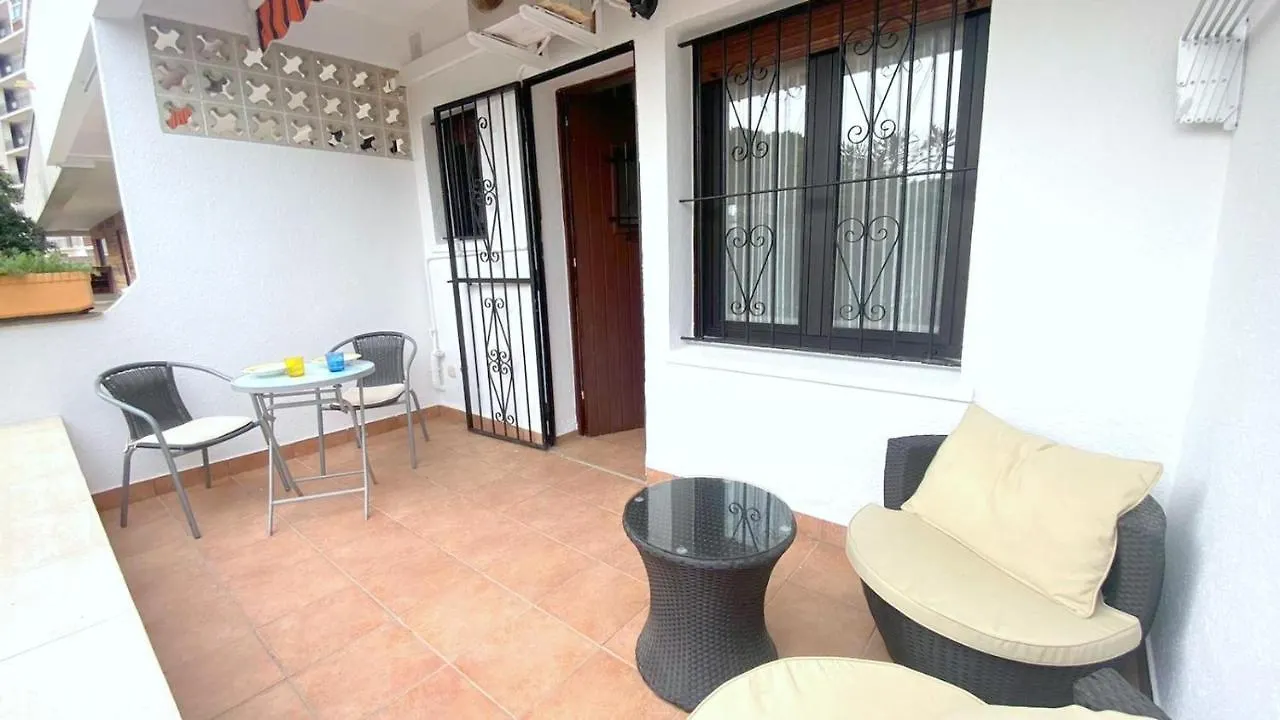 Appartement Tenis sol levante 103 Roses